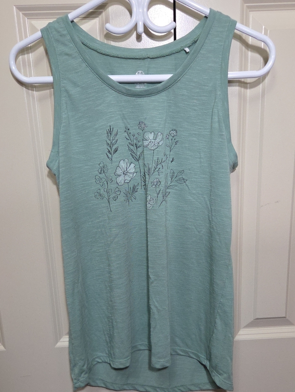 GAIAM Mint Green Floral Sleeveless Tank